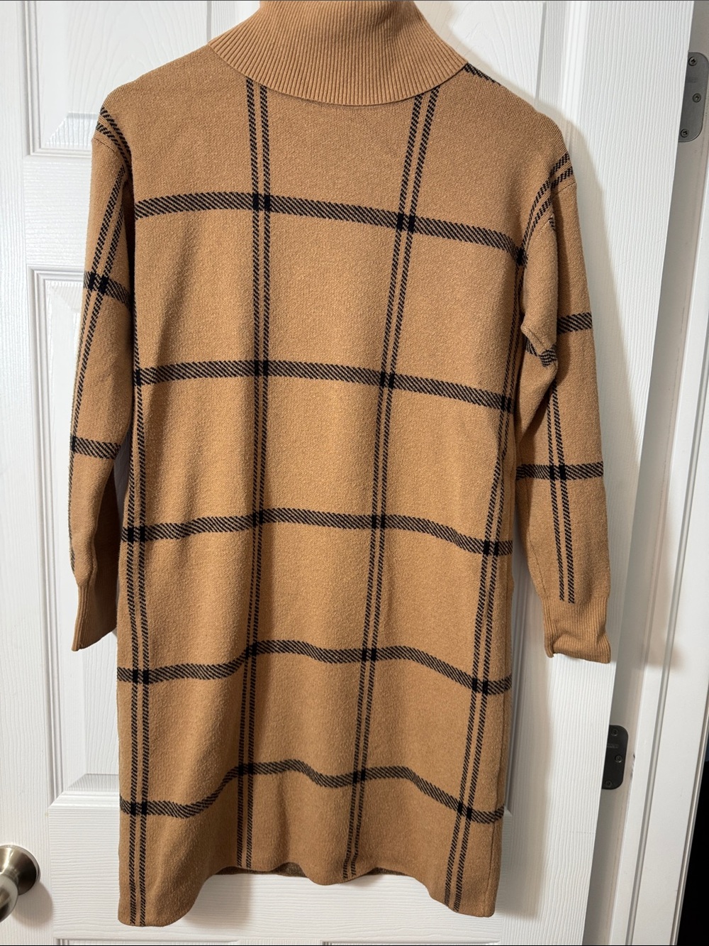 Reitmans Camel and Black Plaid Long Sleeve Dress